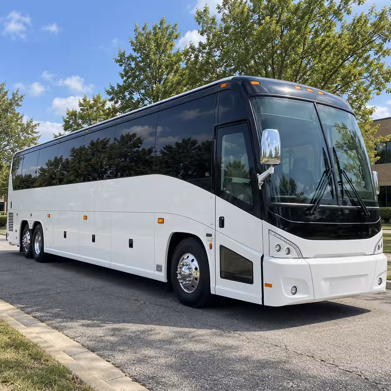 aurora charter bus hero 3