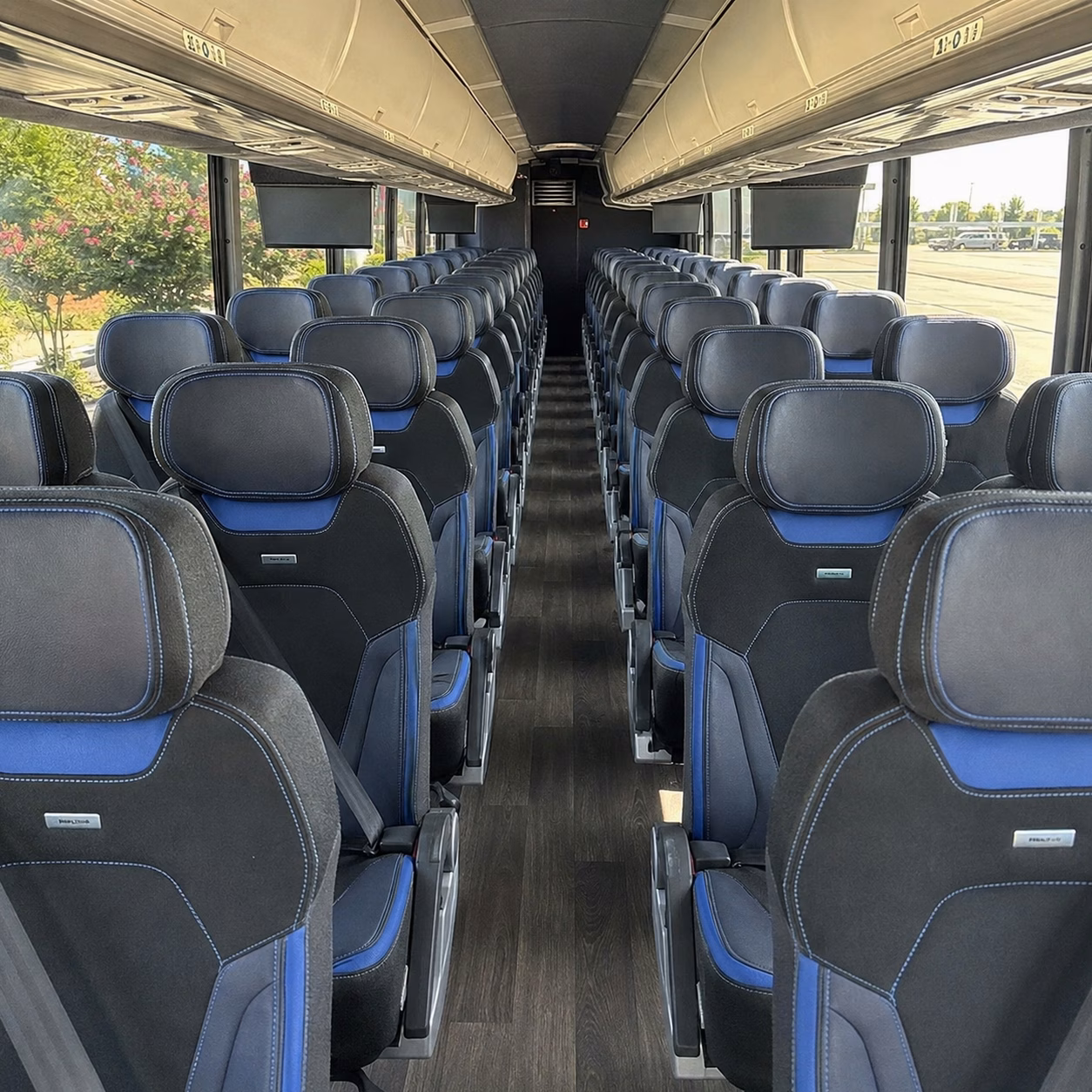 aurora charter bus rentals to denver international airport