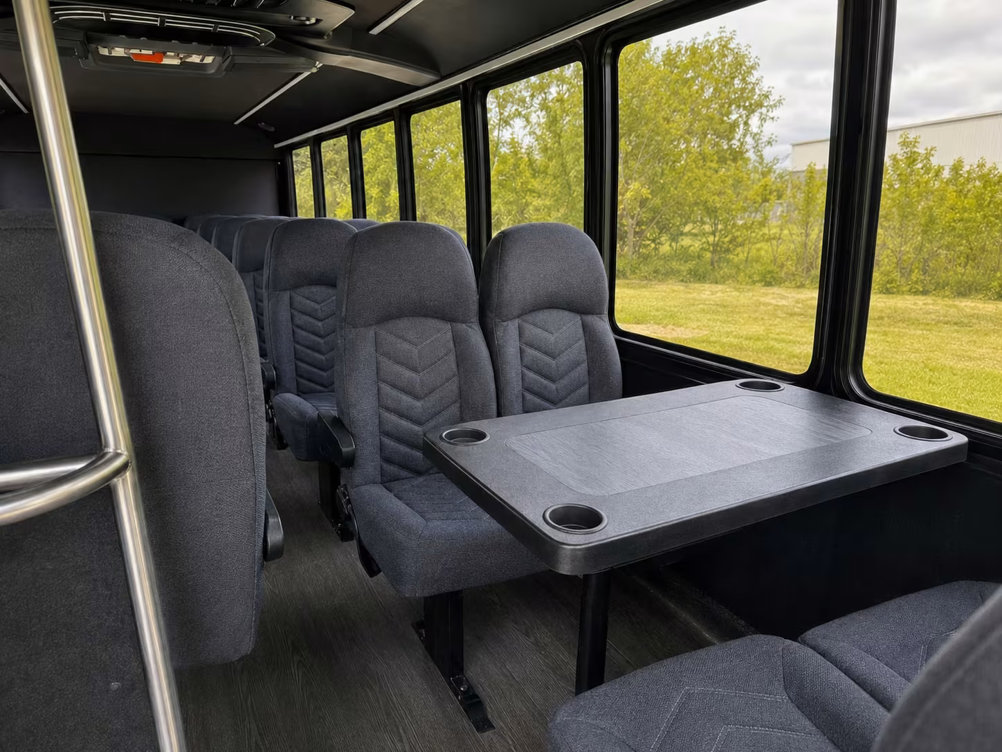 aurora minibus rentals for smaller concert groups