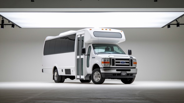 15 passenger minibus centennial